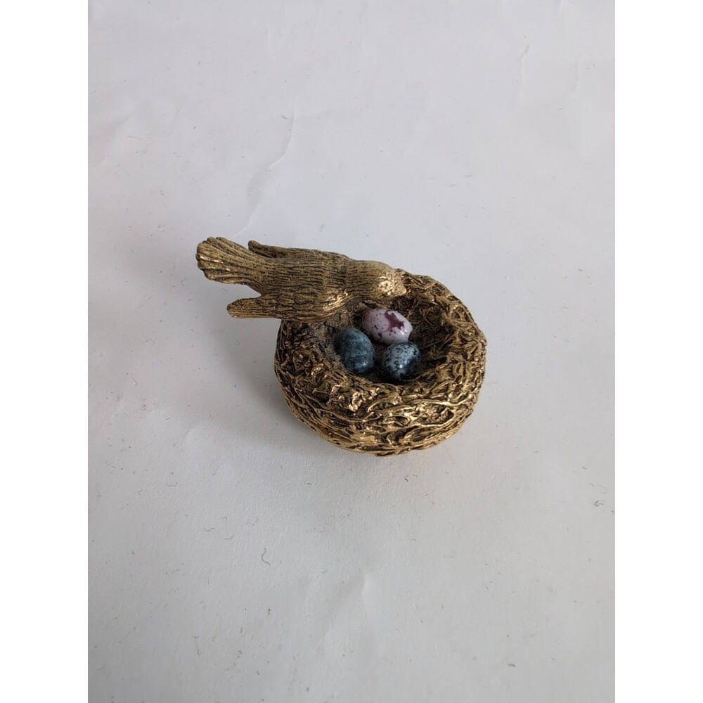 Max Factor Birds Nest Trinket Box Glass Eggs Hinged Aquarius Preowned